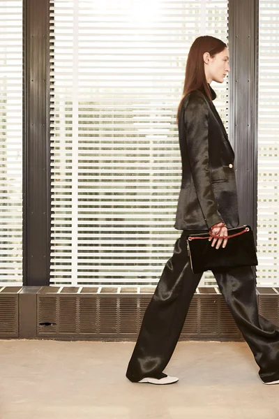 Look 24